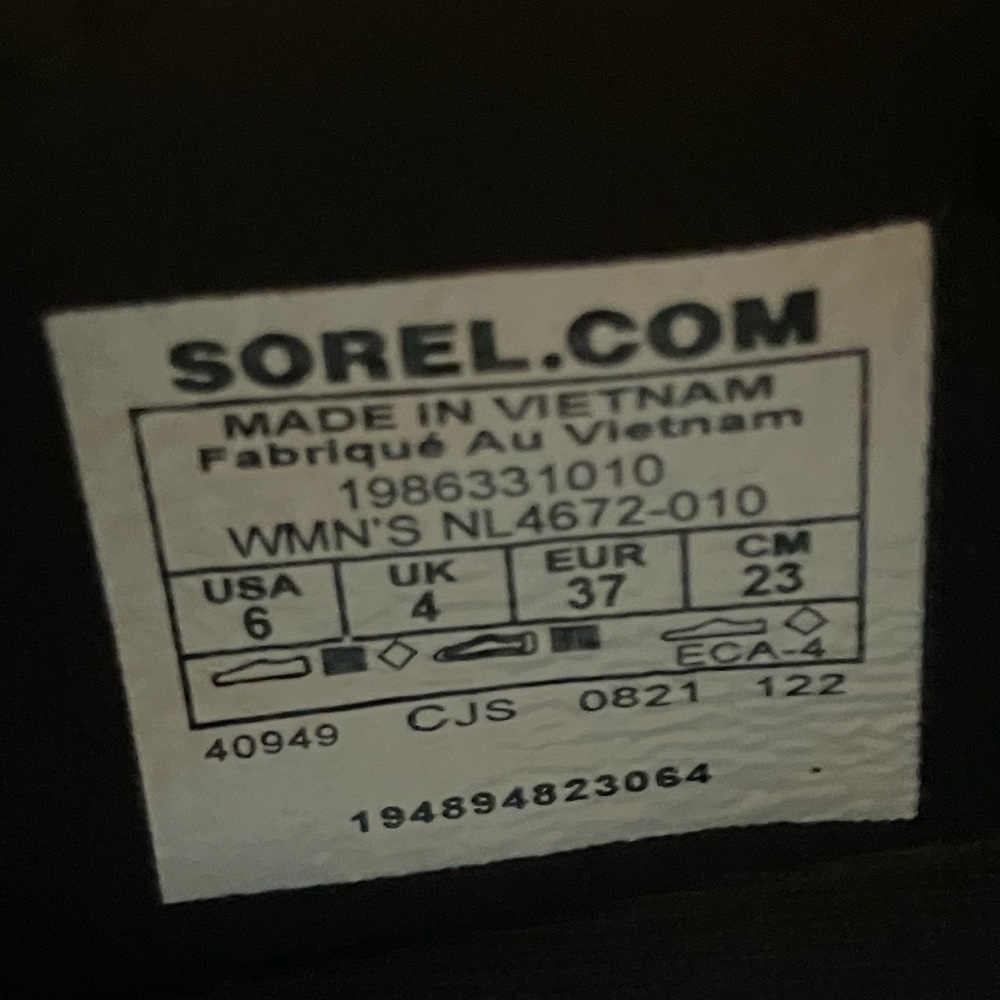 NWOB Sorel Explorer Blitz Stride
Lace Sneaker in Black Sz 6. - Picture 11 of 12